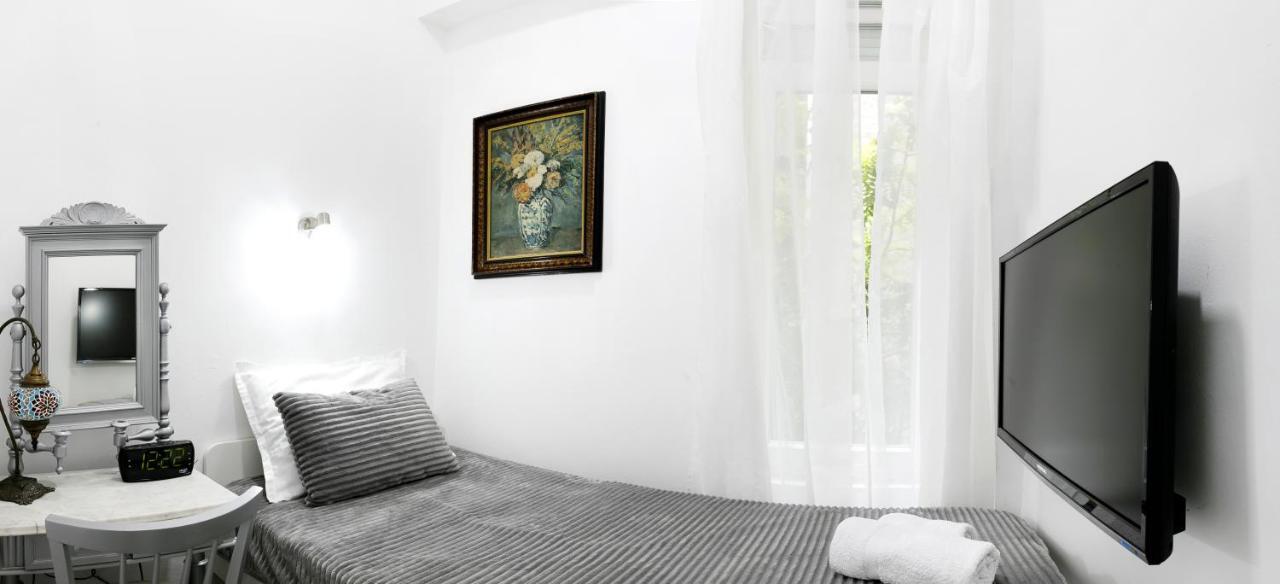 Natalie'S Home Belgrad Exterior foto